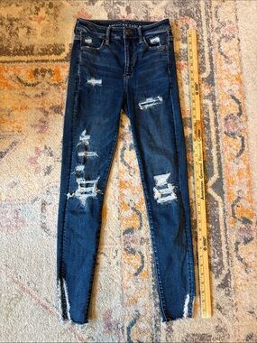 American Eagle Outfitters Distressed Dark Blue Skinny Jeans